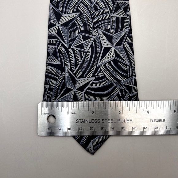 Perry Ellis Ties - 100% Silk Bundle - SALE - Picture 10 of 10